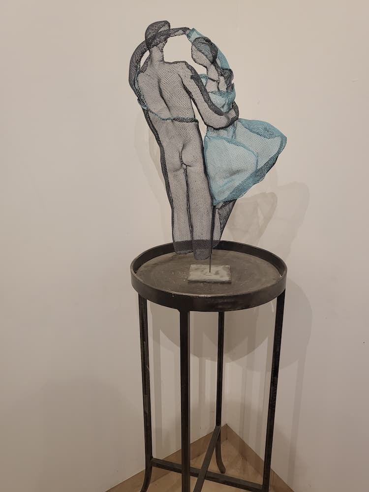 A-108 גבר ואשה רוקדים בטורקיז – תמונה 2